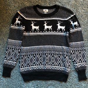 Old Navy black and white sweater